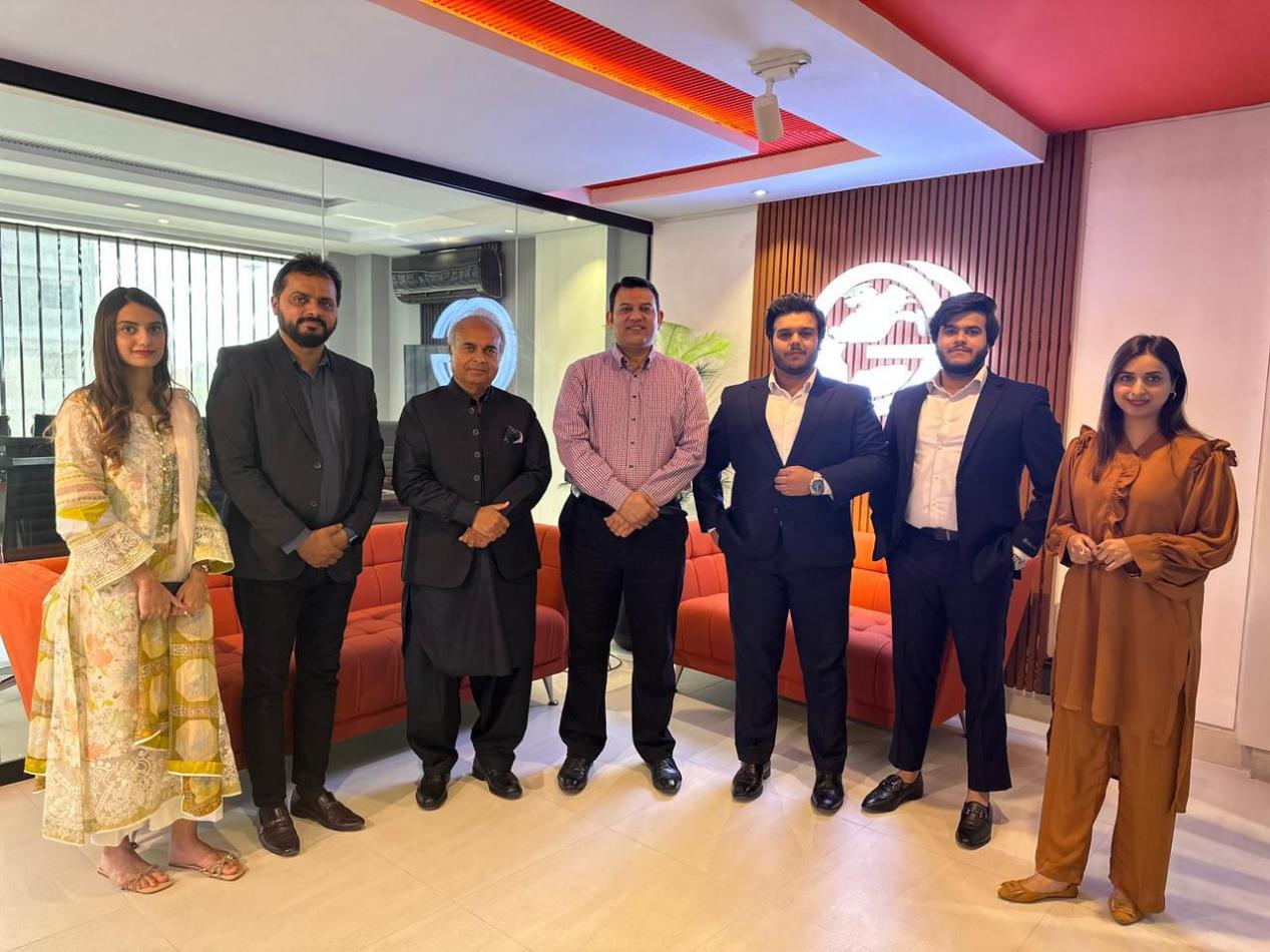 University of Hertfordshire Team at Gohata Global Lahore